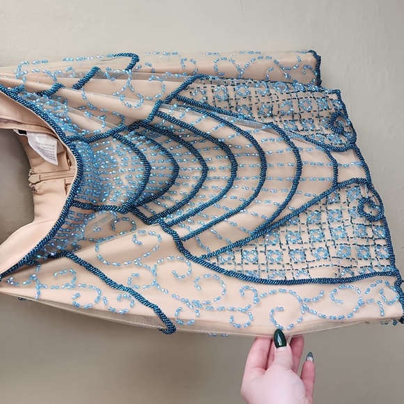 Size 6 turquoise and nude two piece home coming dress cocktail by Rachel Allan - Picture 5 of 15